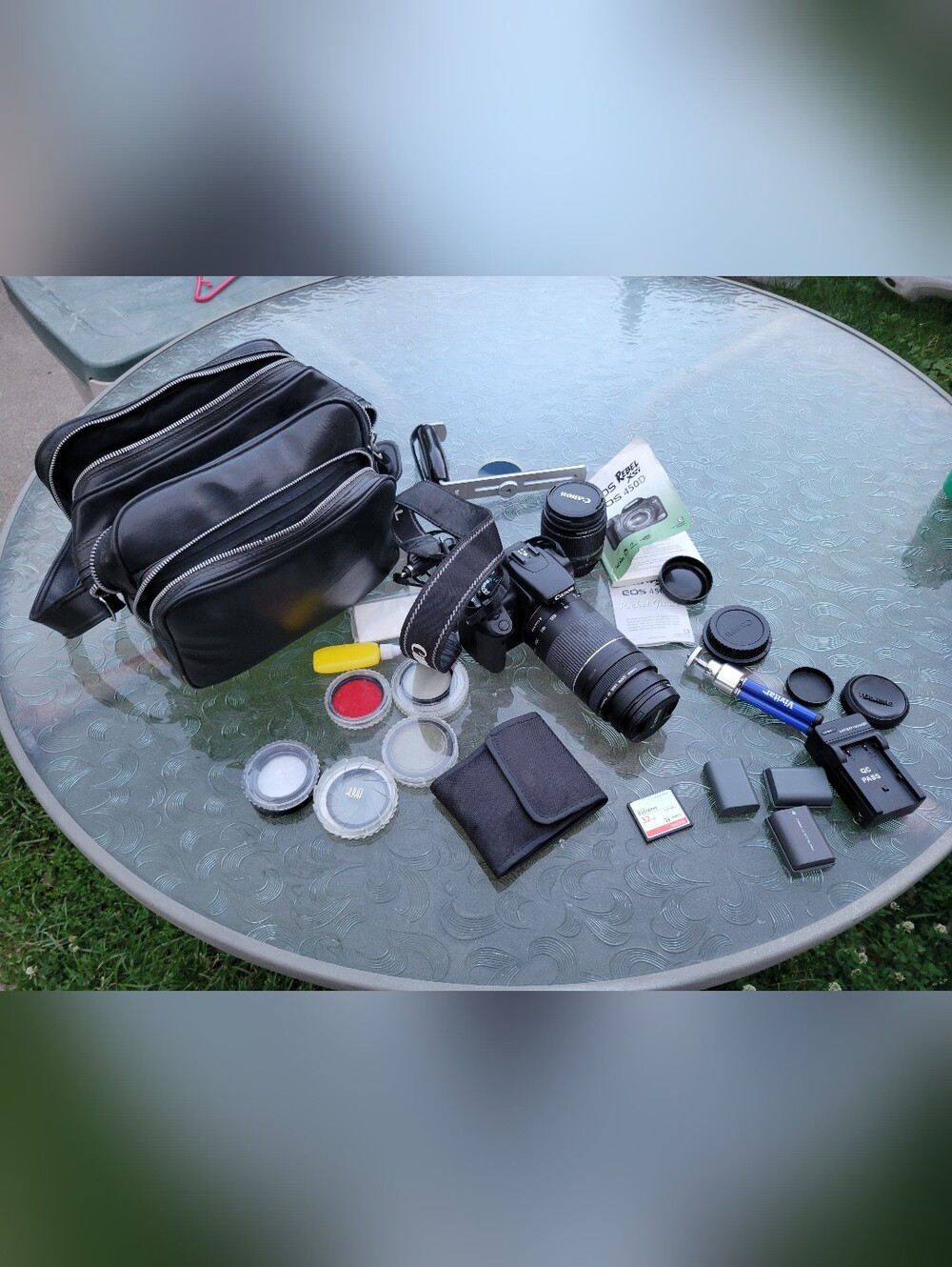 Canon EOS Rebel XSi (450D) DSLR Camera Bundle with Lenses and Accessories tested
